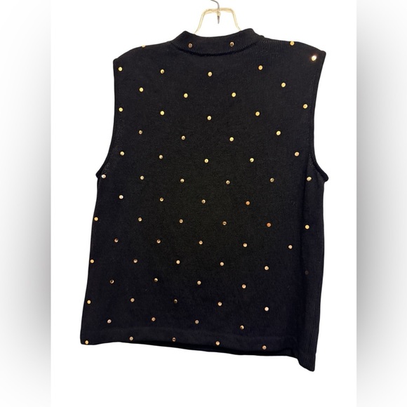 St. John Tops - St. John Black Muscle Tee with Gold Studs